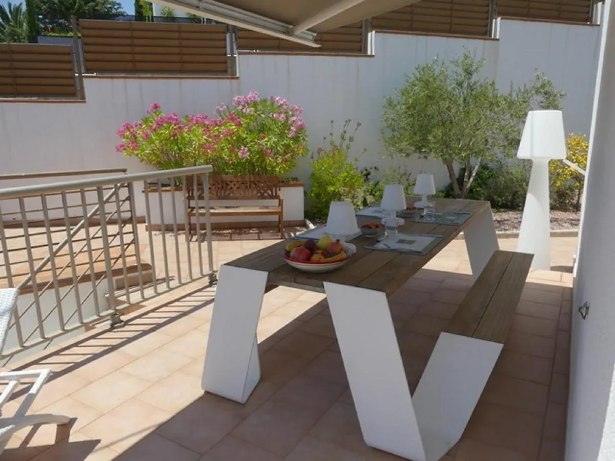 Montjoi Ref 409-Casa Con Piscina Almadraba 빌라